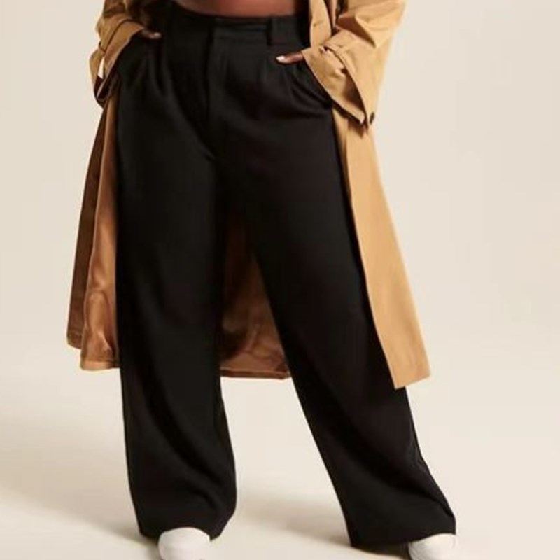 Black wide-leg summer trousers with high waist and side pockets