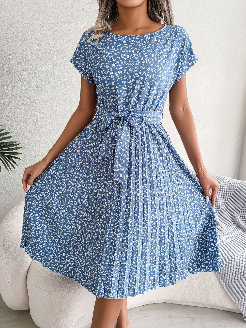 Yola™ light blue floral midi dress with short sleeves, round neck, and tied waist