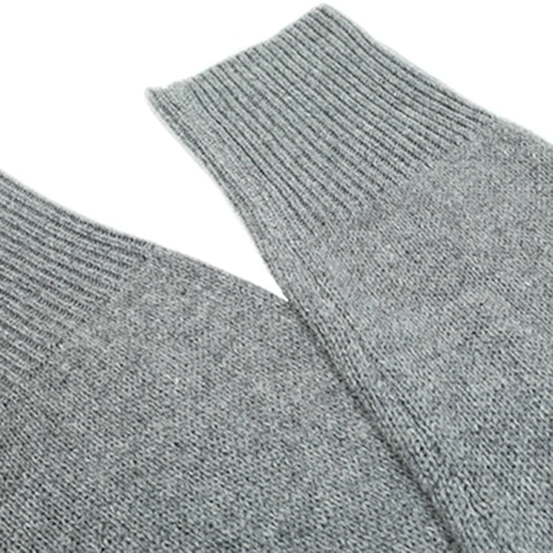 FILIPPA - Comfortable cardigan with hood 