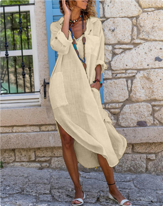 White linen-look maxi dress with V-neck and three-quarter sleeves, side slit