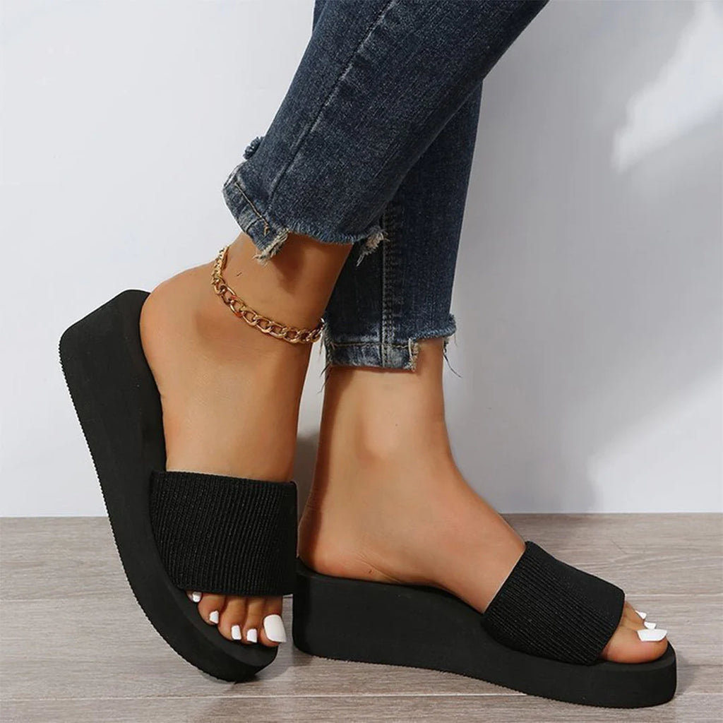 STINA - Lässige Sommerpantoffeln