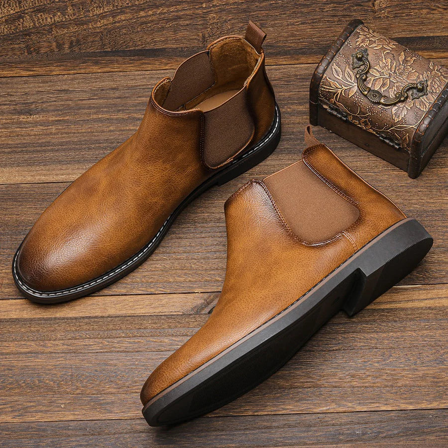 JACOBI - Classic Chelsea Boots 