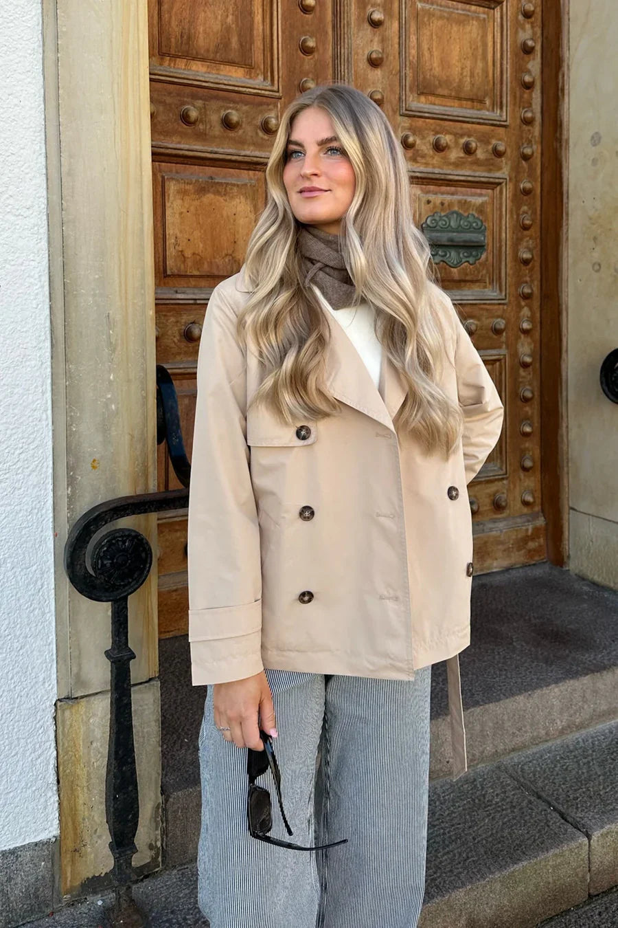 Cella - lambskin jacket for women with a relaxed fit