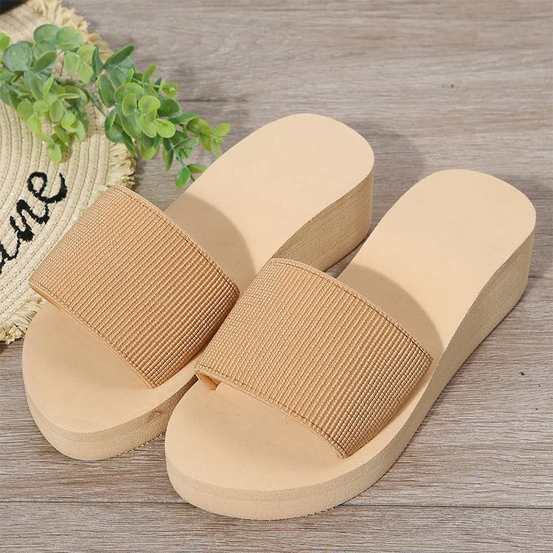 STINA - Lässige Sommerpantoffeln