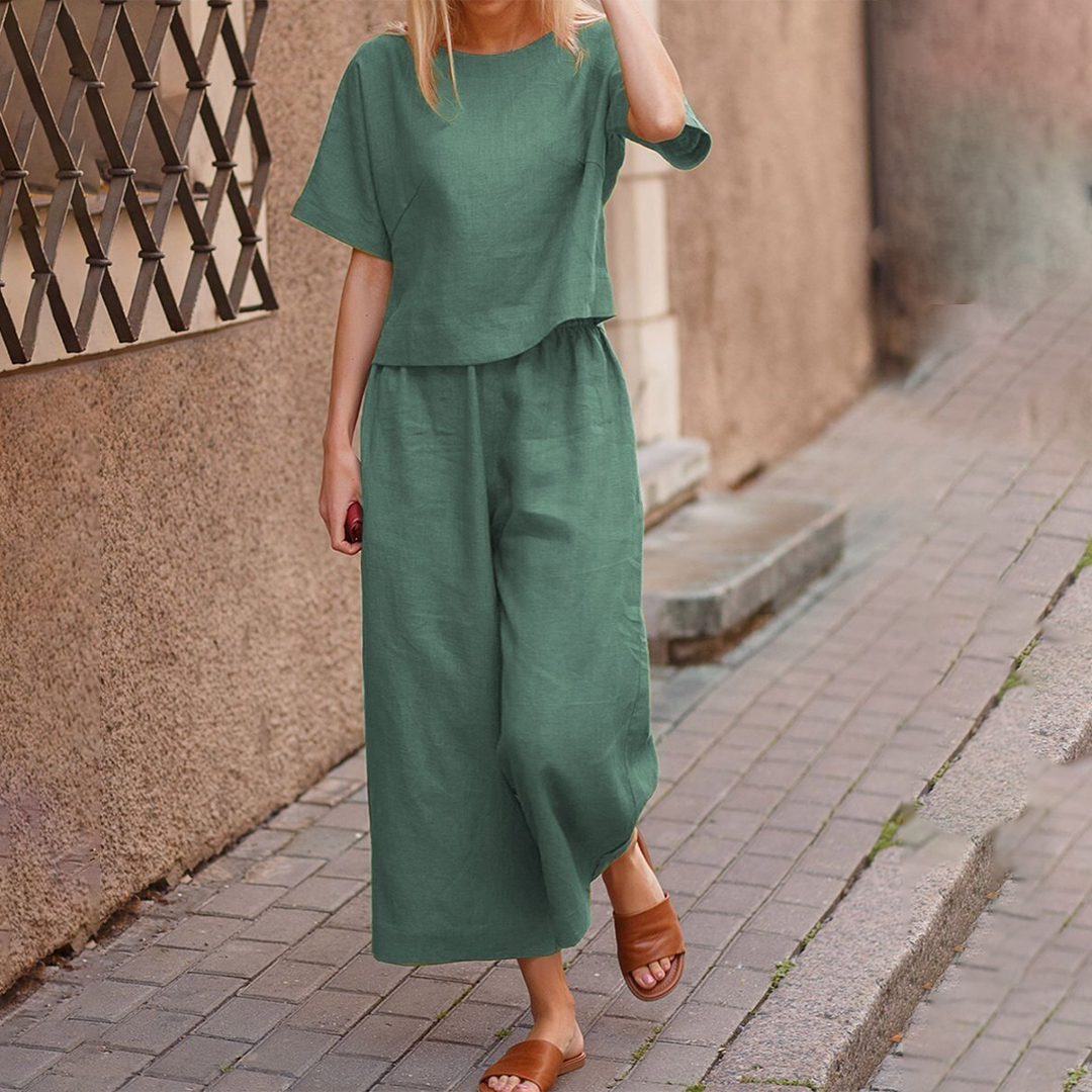 Deep green short-sleeve top and wide-leg pants two-piece casual set