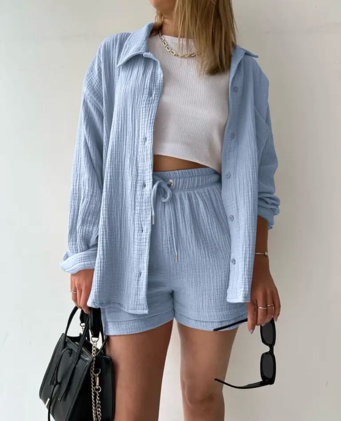 Esra™ Chique co-ord set in light blue: button-front overshirt and drawstring shorts