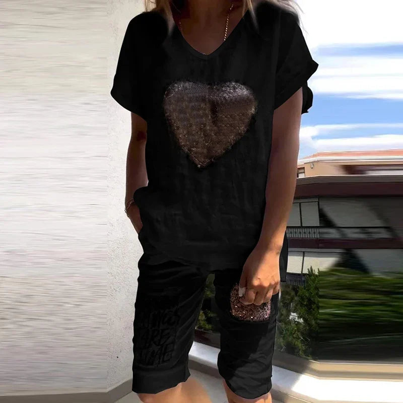 Black V-neck T-shirt and shorts set with dark heart and text print