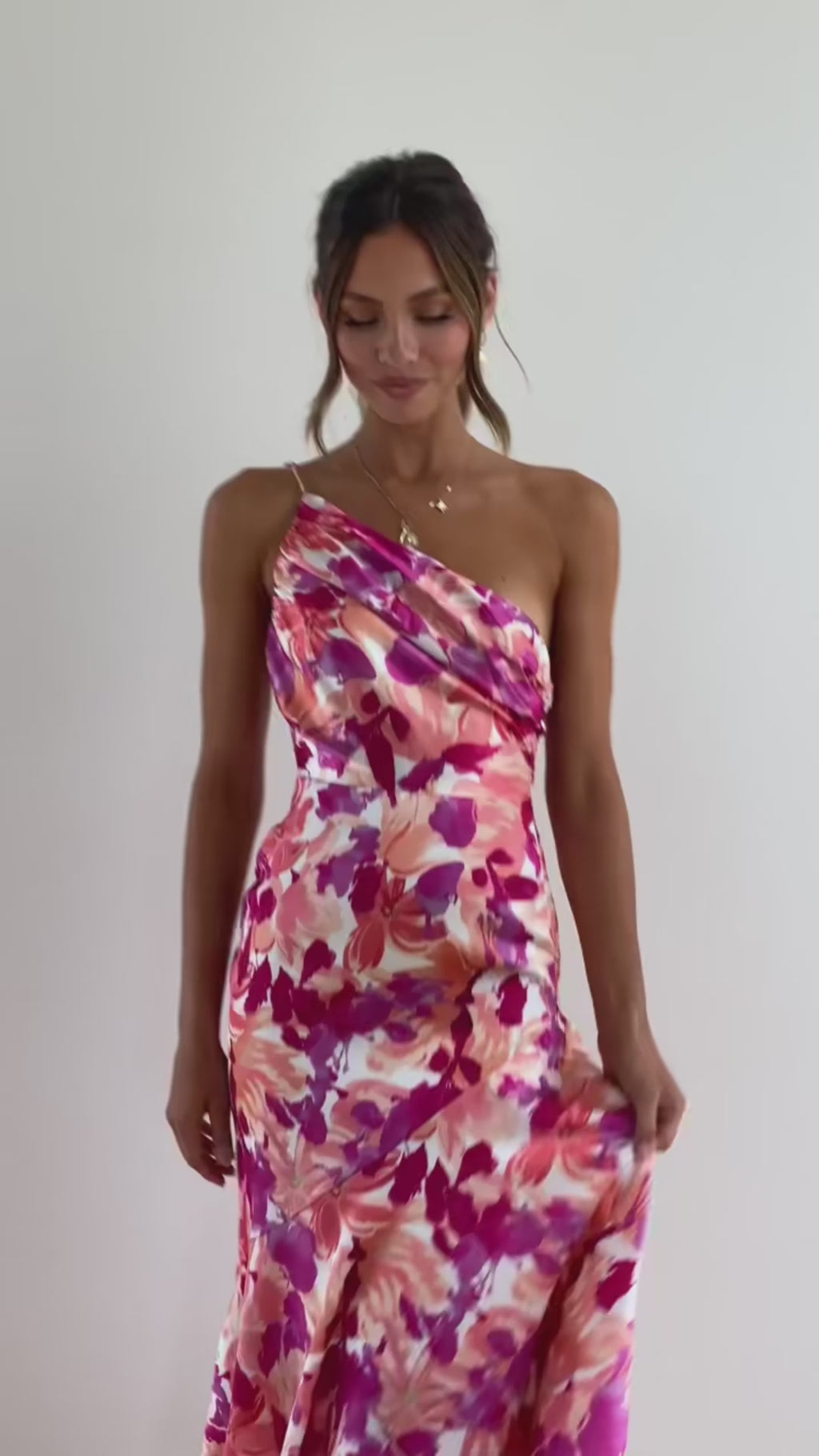 ROSWITHA - Stilvolles geblümtes Kleid